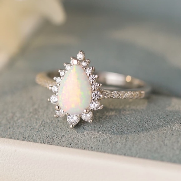 https://dar-go.com/products/platinum-plated-opal-pear-shape-ring?utm_content - Picture 3 of 7